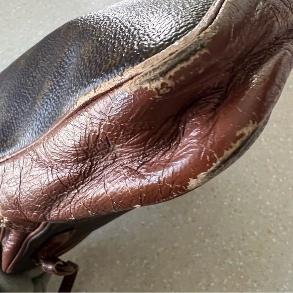 Vintage Louis Vuitton Monogram Large Wristlet - Picture 9 of 12